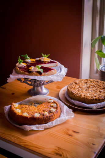 Order vegan cakes at Cafe Lief in Haarlem